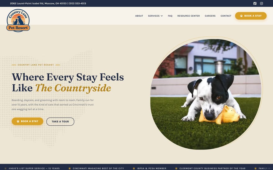 Country Lane Pet Resort website by True Mtn